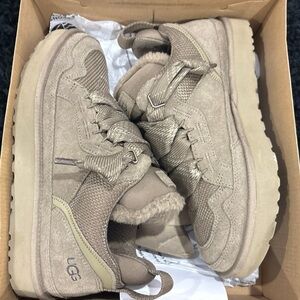 UGG Lowmel Sneakers